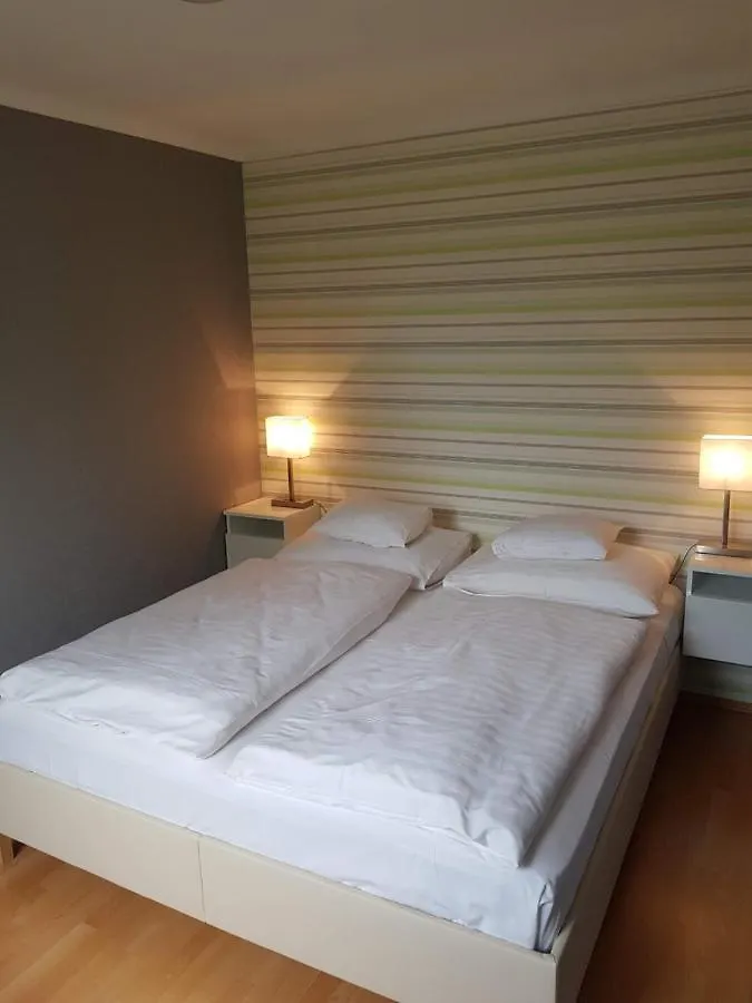 Elek Apartmanhaz Hajdúszoboszló 0*,