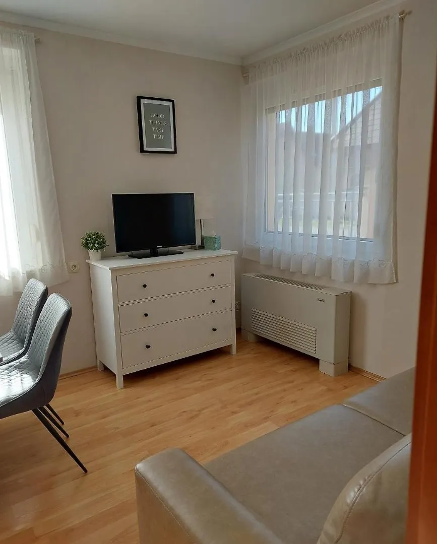 Elek Apartmanhaz Hajdúszoboszló Pensjonat