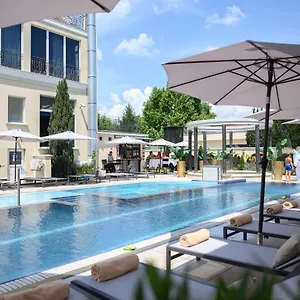 4* Hotell Aurum